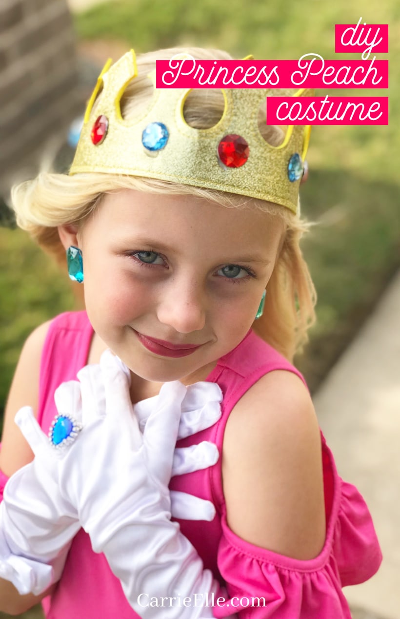 DIY Princess Peach Costume (1)