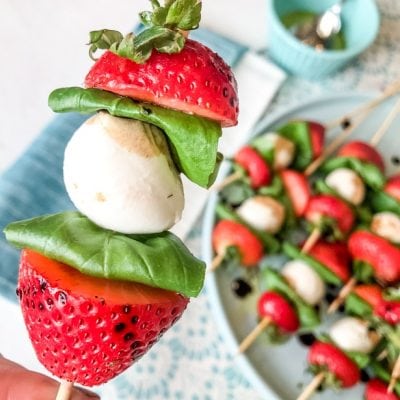 Today we're talking about everyones favorite berry...the strawberry! These 21 Day Fix strawberry recipes are delicious, tasty enough for the whole family, and approved for 21 Day Fix and Portion Fix so you don't have to alter your plan! 